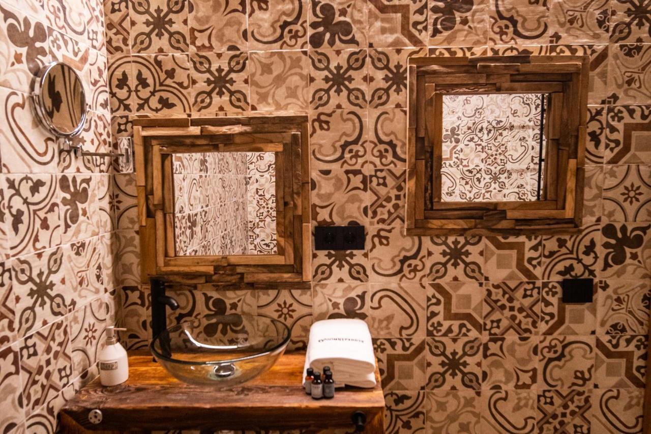 Hotel Somnifabrik فالديروبريس المظهر الخارجي الصورة