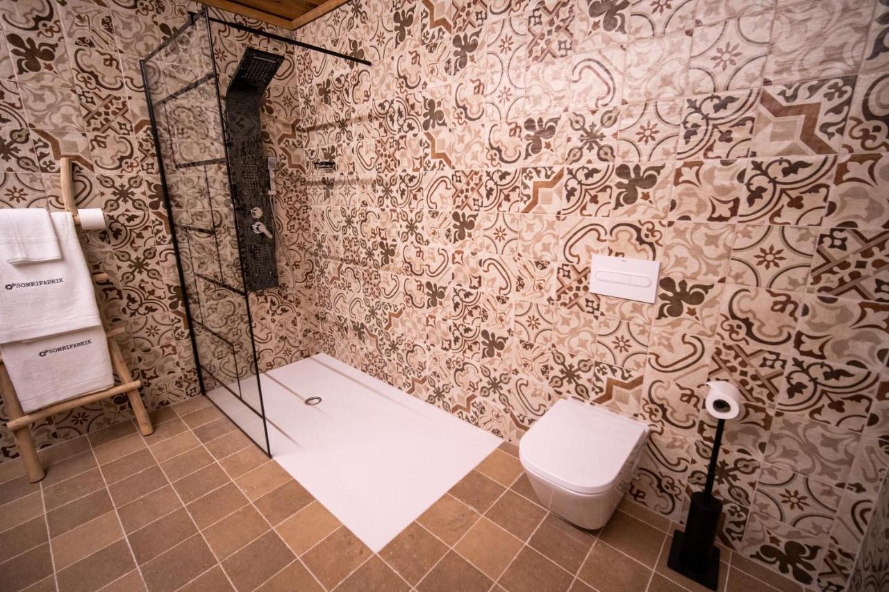 Hotel Somnifabrik فالديروبريس المظهر الخارجي الصورة
